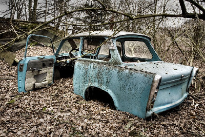 20070606213113_dead_trabant.jpg